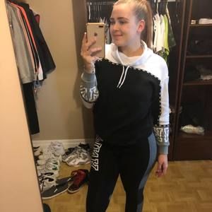 Meet your Posher, Madison